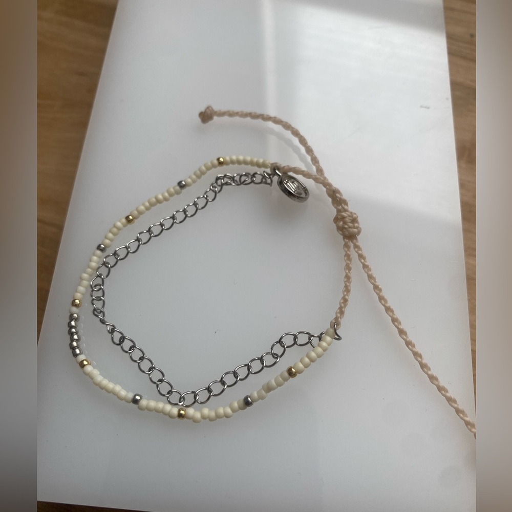 Brand new Pura Vida braclet